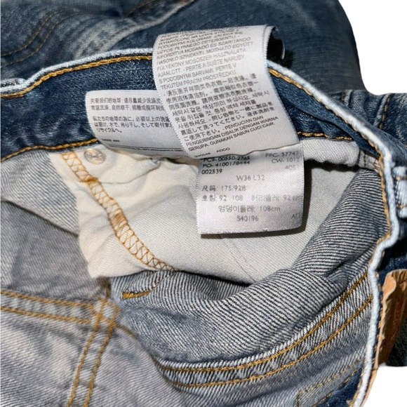 Levi’s 550 Straight Leg Medium Dark Wash Jeans Men’s 36X32 - Picture 6 of 6